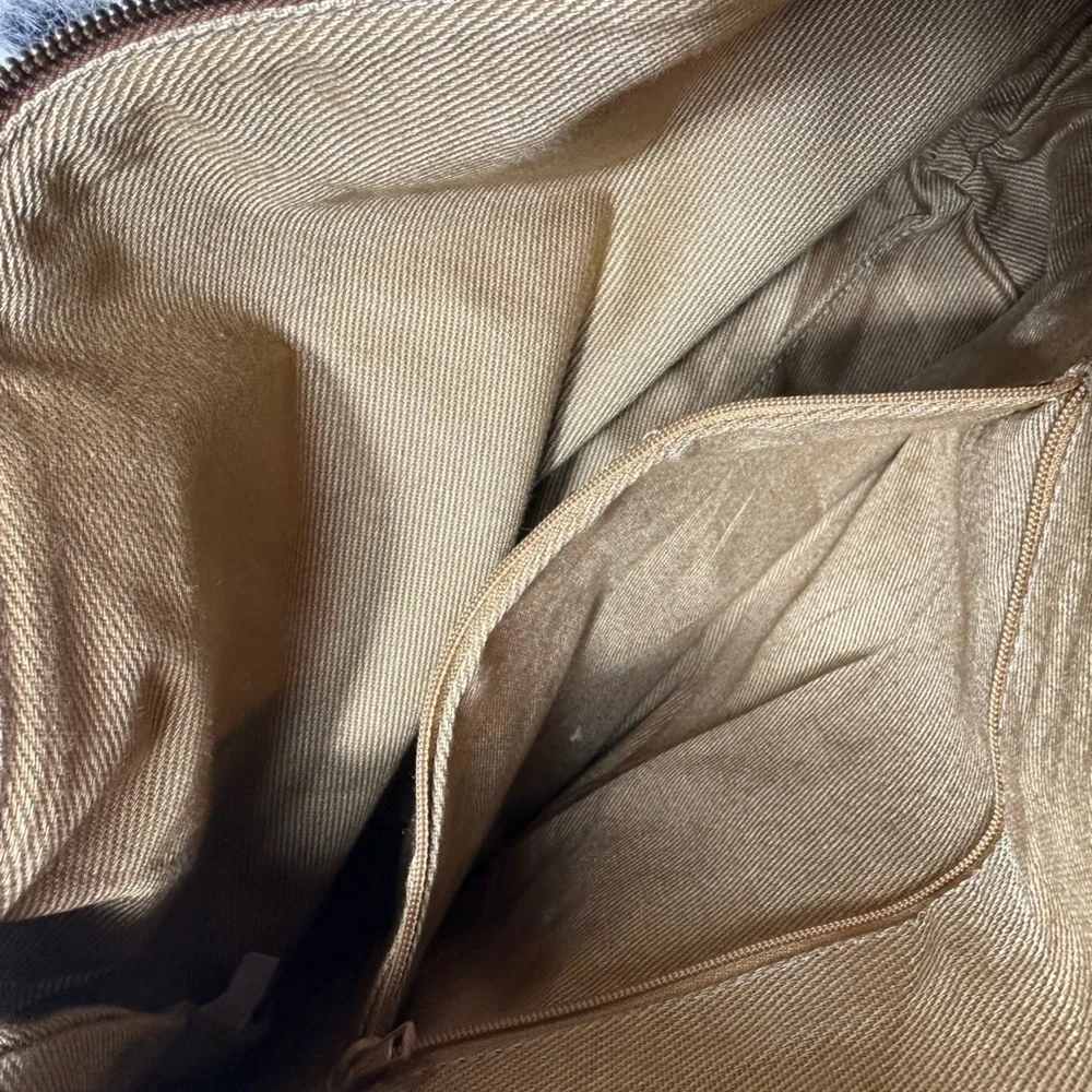 Francesco Biasia Women’s Tan and Brown Leather Shoulder Bag Purse